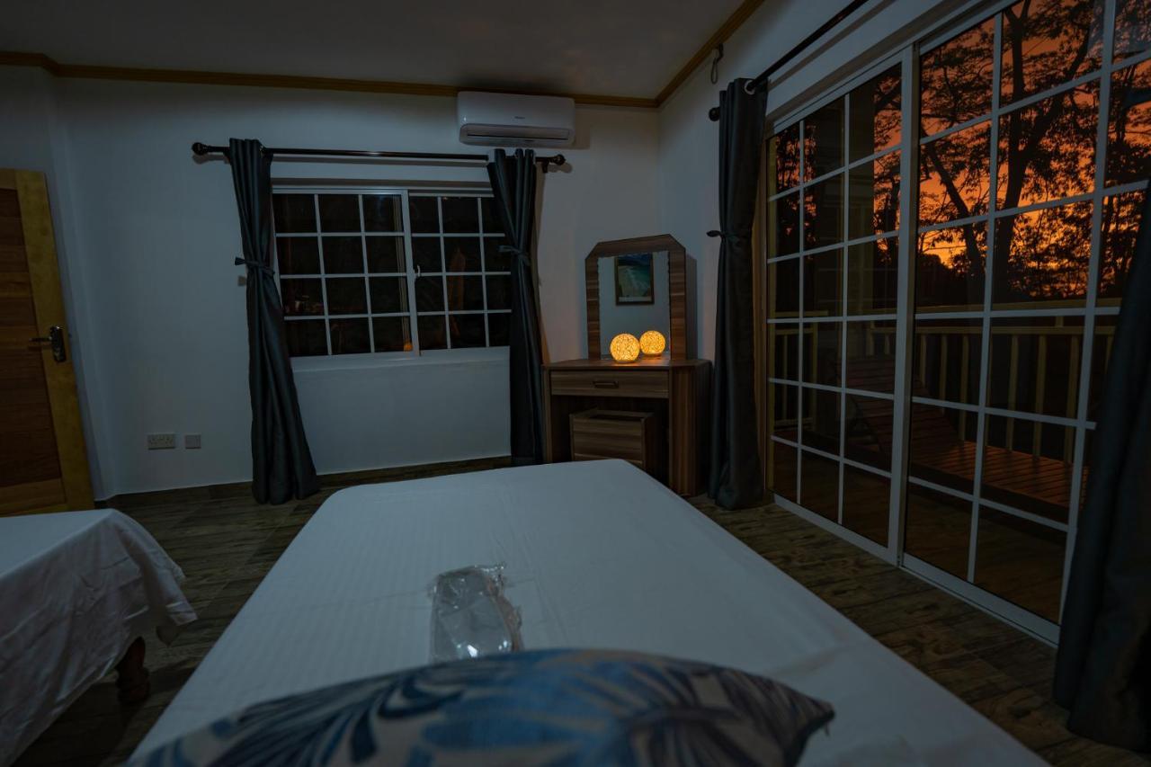 Paradise Breeze Apartment Misere Exterior foto